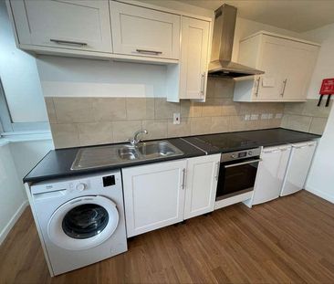 Bedroom - Central Luton - Unfurnished, LU1 - Photo 2