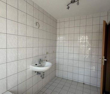 Schöne helle renovierte Dachgeschoss 2 Raum Wohnung in Hartenstein ... - Photo 6