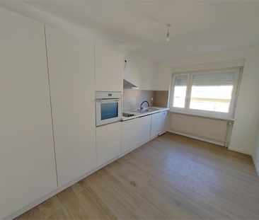 Location Appartement 77.1 M² SAINT-LOUIS 1 060 € - Photo 4