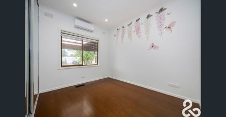 Beautifully Renovated Home with Flexible Living Options - Photo 5