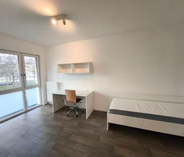 Helles voll möbliertes 1-Zimmer-Apartment direkt am S/U Bahnhof Lic... - Photo 4