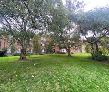Stanborough Green, Welwyn Garden City - Photo 4