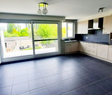 Appartement te huur in Lint voor € 890 met 2 slaapkamers - Photo 2