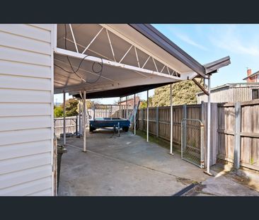 9 Eltham Pl, Claremont, Tas 7011 - Photo 5