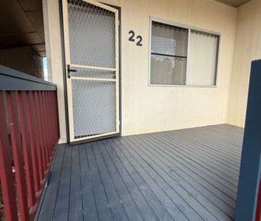 ** 3-Bedroom Home in Prime Moranbah Location** - Photo 4