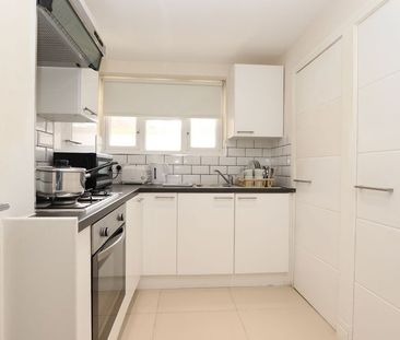 Room in a Shared Flat, Mason House, E9 - Photo 6