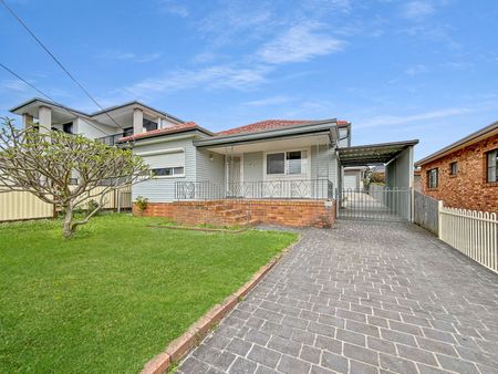 16 Arcadia Road, 2162, Chester Hill Nsw - Photo 4