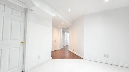 For Lease - 7 Mccrackin Court, Vaughan, Ontario - Photo 5