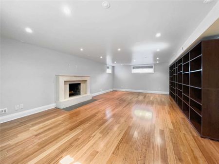 For Lease - 68 Whittaker Crescent, Toronto, Ontario - Photo 4