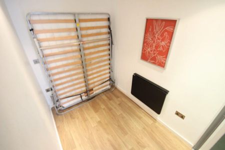 1 bedroom apartment to rent - Photo 4