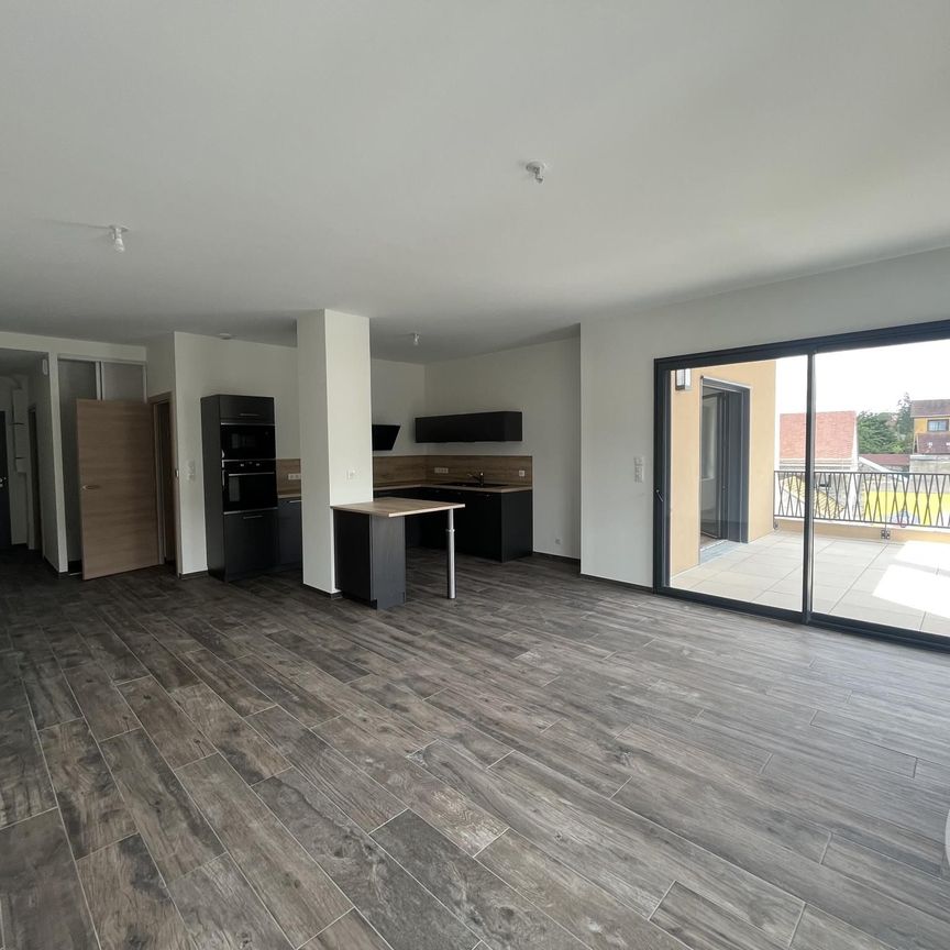 Location Appartement 3 pièces 89m² CHATEAUROUX 36000 - Photo 1