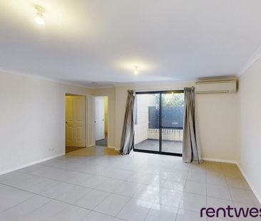 IMMACULATE APARTMENT - Photo 1