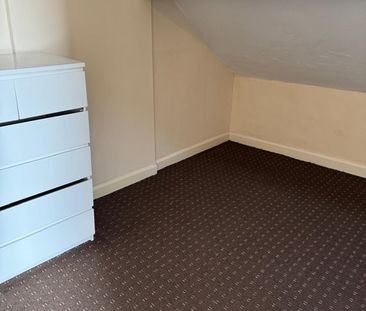 2 Bed Flat, Ellerton Road, S5 - Photo 4