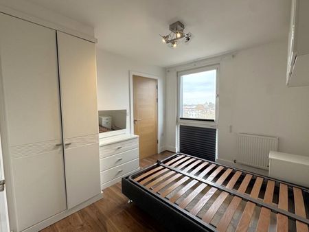 2 bedroom flat to rent - Photo 4