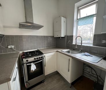 1 Bed Flat, Albany Road, M21 - Photo 3