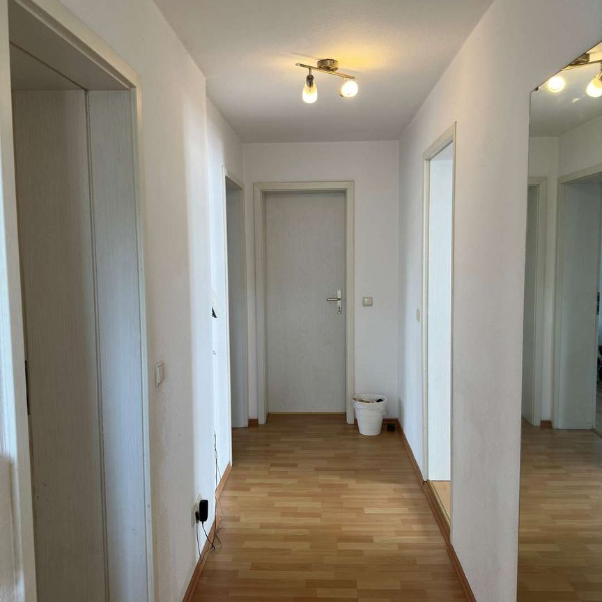 Tolle 3-Zimmer-Dachgeschosswohnung in der Weimarer Innenstadt! - Photo 1