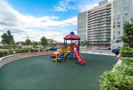 For Lease - 2150 Lawrence Avenue Unit# 907, Toronto, Ontario - Photo 2