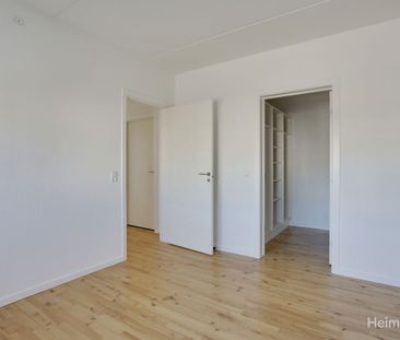 I denne skønne 3-værelses lejlighed får du: - Foto 4