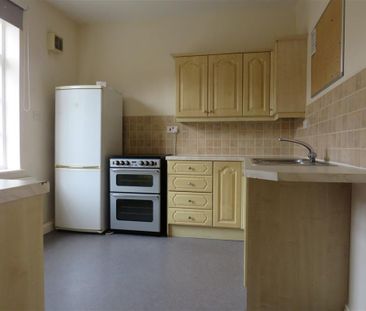 2 bedroom flat to rent - Photo 6
