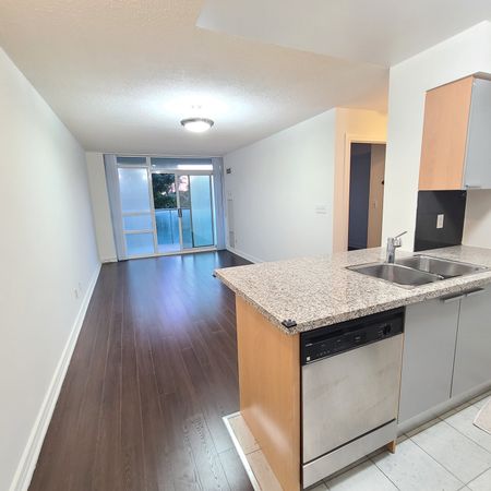 For Lease - 18 Harrison Garden Boulevard Unit# 312, Toronto, Ontario - Photo 5