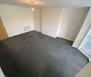 Conference Road, Armley, Leeds, LS12 - Photo 2