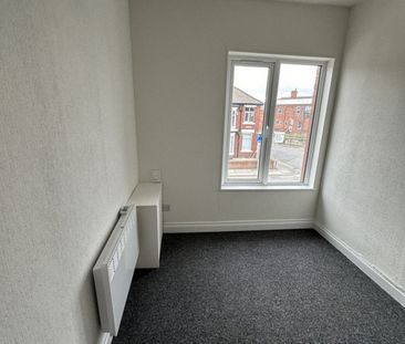 Arksey Lane, Doncaster, DN5 - Photo 3
