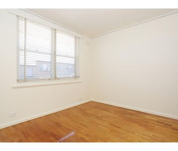 16/552 Moreland Road, Brunswick VIC 3056 - Apartment For Rent | Domain - Photo 6