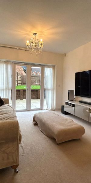 Meadowsweet Lane, Warfield Meadowsweet Lane, Warfield - Photo 1