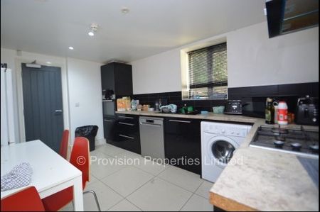 4 bed student properties Leeds - Photo 5