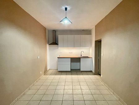 Location maison 3 pièces, 100.25m², Château-Gontier-sur-Mayenne - Photo 5