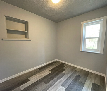 2 Bedroom Main Floor in Mayfair - Photo 1