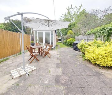 3 bedroom semi-detached house to rent - Photo 4