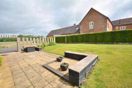 Ardsley Cottage, Hoargate Lane, Longford, Ashbourne, DE6 3AG - Photo 4