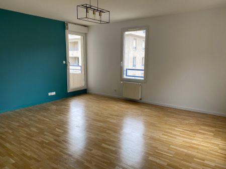 Location Appartement 3 pièces 68m² ECULLY 69130 - Photo 2