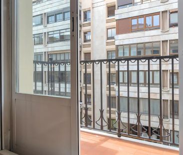 Calle de Fernández de los Ríos, Madrid, Community of Madrid 28015 - Photo 2