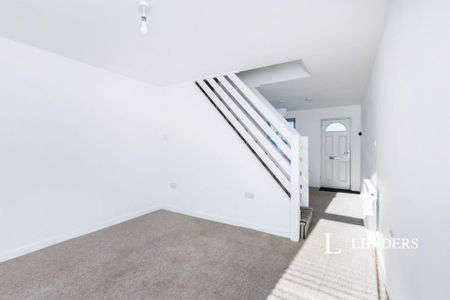 2 bedroom terraced house to rent - Photo 2