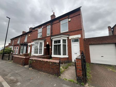 3 bedroom terraced house to rent - Photo 4