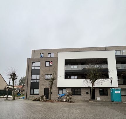 Nieuwbouwappartement te huur met twee slaapkamers in Heppen - Photo 1