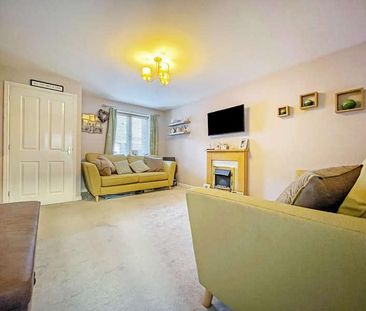 Padstow Road, Swindon, Wiltshire, SN2 - Photo 1