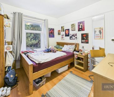 4 bedroom House To Let - Photo 5