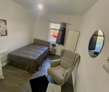 Studio Flat, Stoney Stanton Road, CV6 - Photo 2