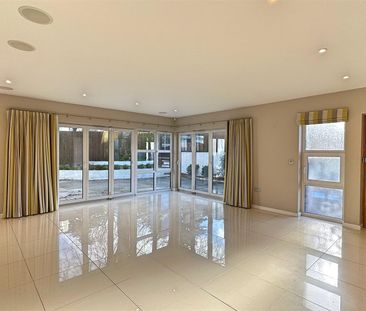 4 Bedroom House - Photo 1