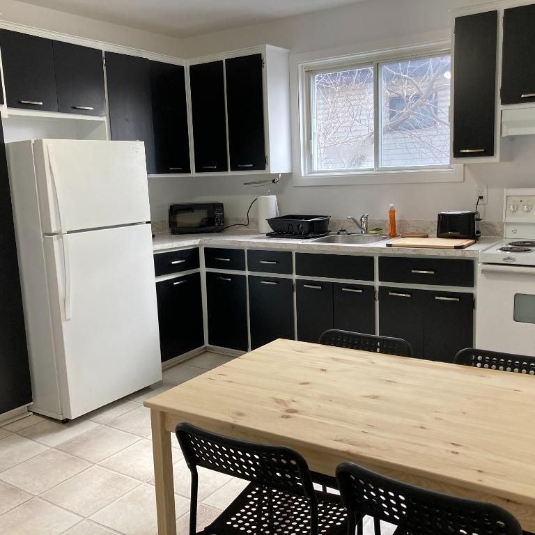 Chambre a louer a Lemoyne - libre 1er decembre - Photo 1