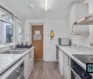 1 bedroom property to rent - Photo 2