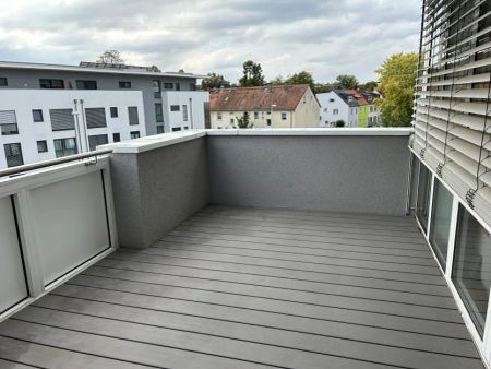 Erstklassige 3 Zimmer-Penthouse-Wohnung mit 2 Balkonen, EBK und Kfz-Stellplatz in Mainz-Oberstadt - Foto 3