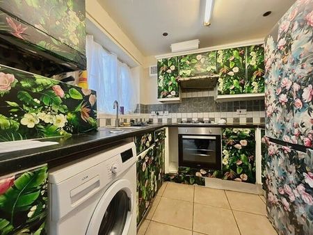 4 bedroom house to rent - Photo 4