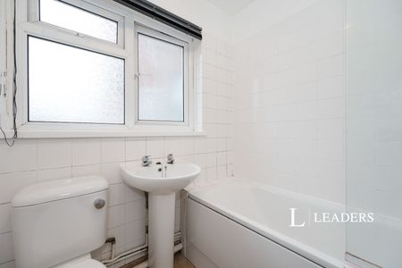 1 bedroom apartment to rent High Street, Portsmouth, PO1 - Photo 3