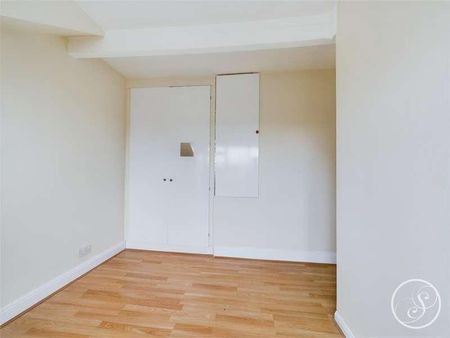 Marshall Terrace, Leeds, LS15 - Photo 3