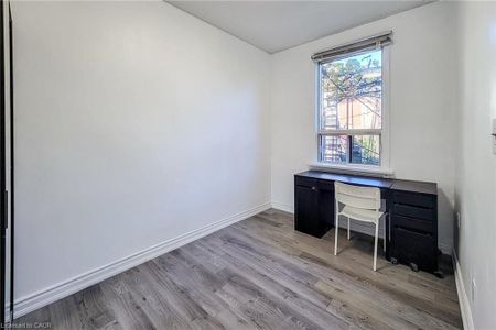 For Lease - 26 BARTON Street Unit# 1, Hamilton, Ontario - Photo 2