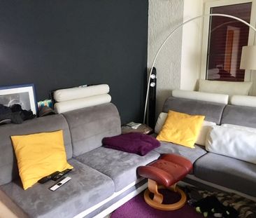 Appartement 1.5 pièces situé au 3ème étage proche de toutes commodités - Photo 2